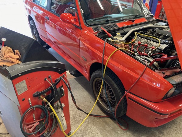 BMW E30 M3　エアコン修理